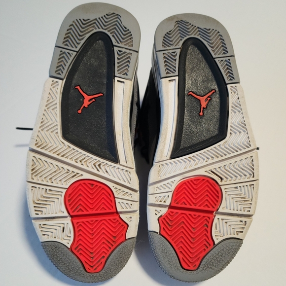 Air Jordan 4 Retro Grey/Infrared Sneakers, Size 7Y - Picture 10 of 12